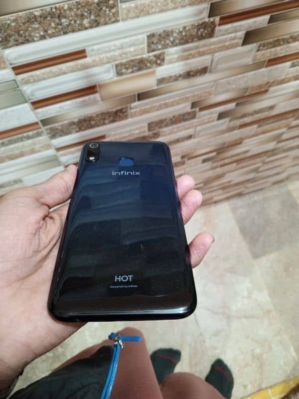 Infinix Hot 8 Lite 3