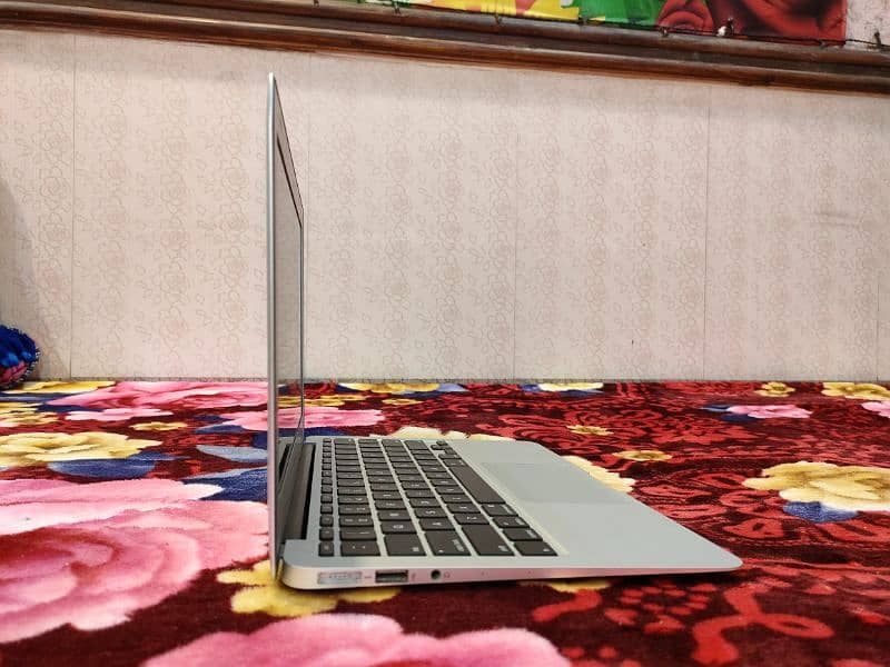 MacBook air 4