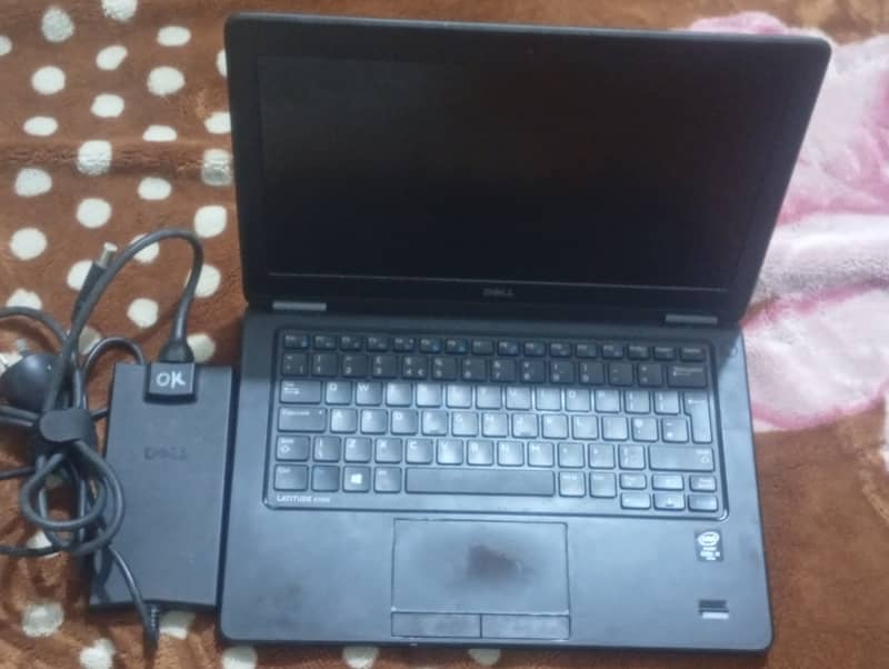 Dell latitude E7245/4/128 0