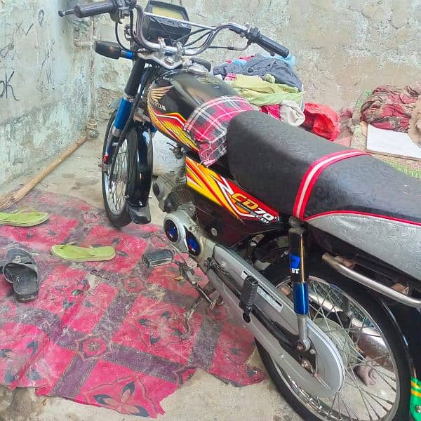 Honda cd70 Hyderabad number 5