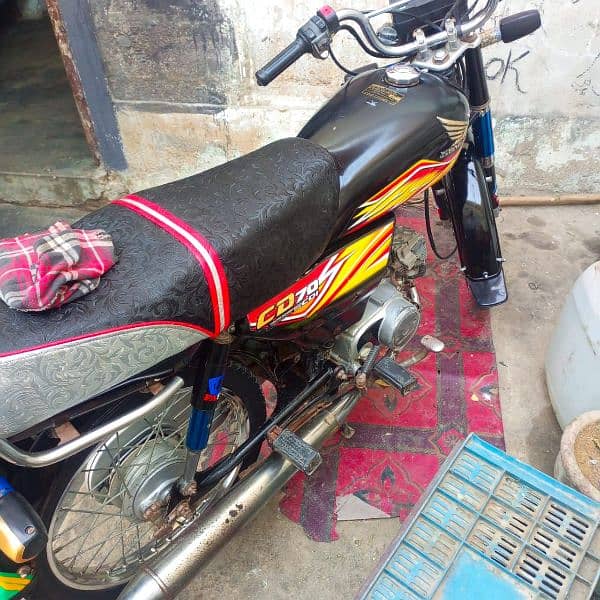 Honda cd70 Hyderabad number 9