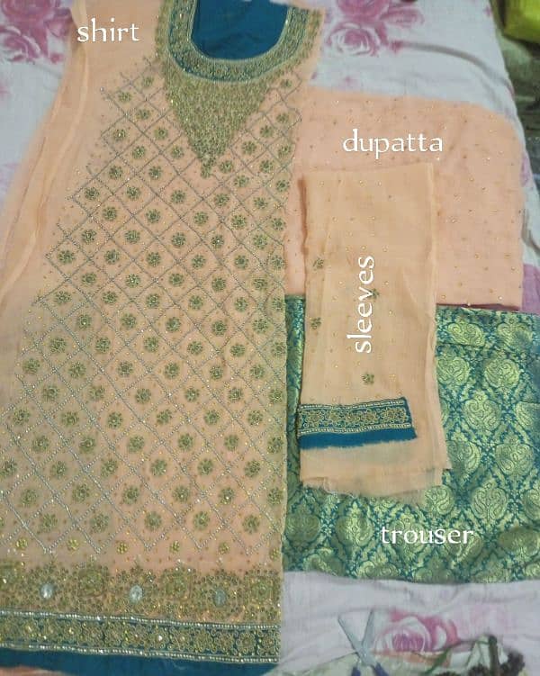 Sale fancy heavy unstiched clothes 0