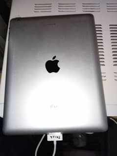 apple iPad 2 sale Good condition urgent sale use he nahi kia