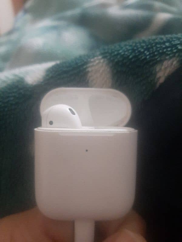 apple orignal air pods 0