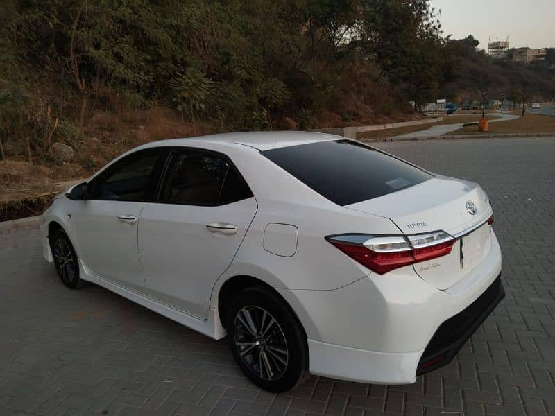 Toyota Corolla Altis Special Edition 2022 7