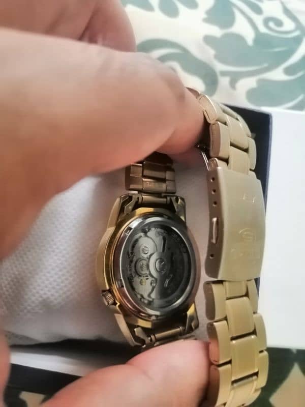 Seiko 5 Automatic watch Golden colour just like new 5