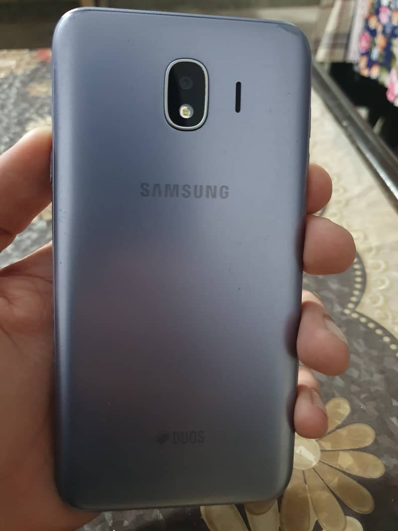 Samsung Galaxy J4 (2018) – 2/16 2