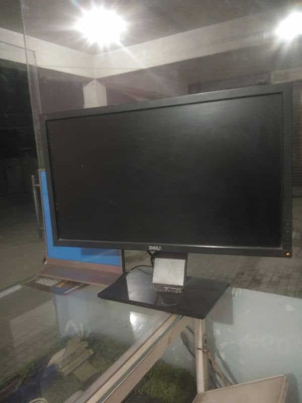 Dell LCD 24 inch 0