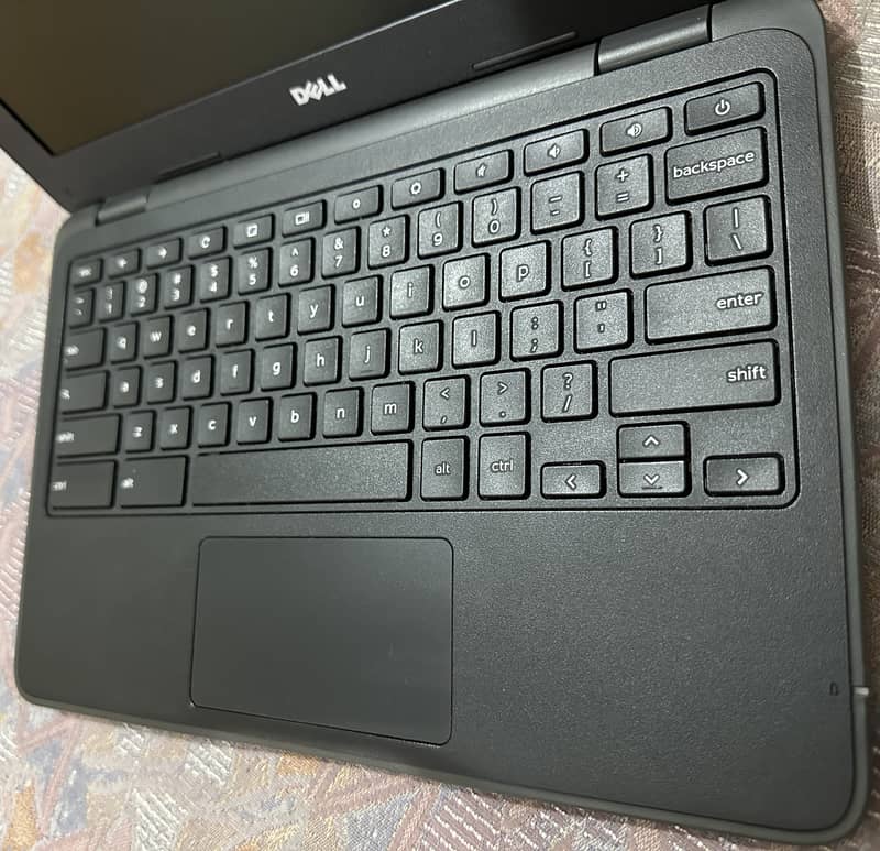 Dell Chromebook 11 3180 - 4 GB / 16 GB 1