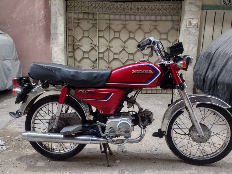 Honda bike just like a newbike CDI 70model 1988 contact me 03188264599 8