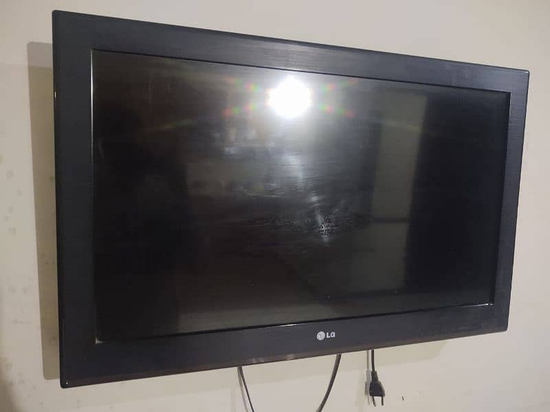 LG 40 inch LED 1