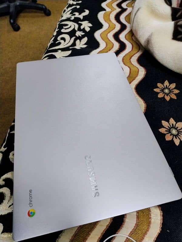 Samsung Chromebook Plus 0