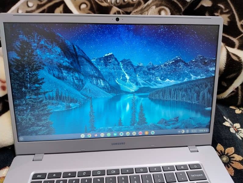 Samsung Chromebook Plus 7