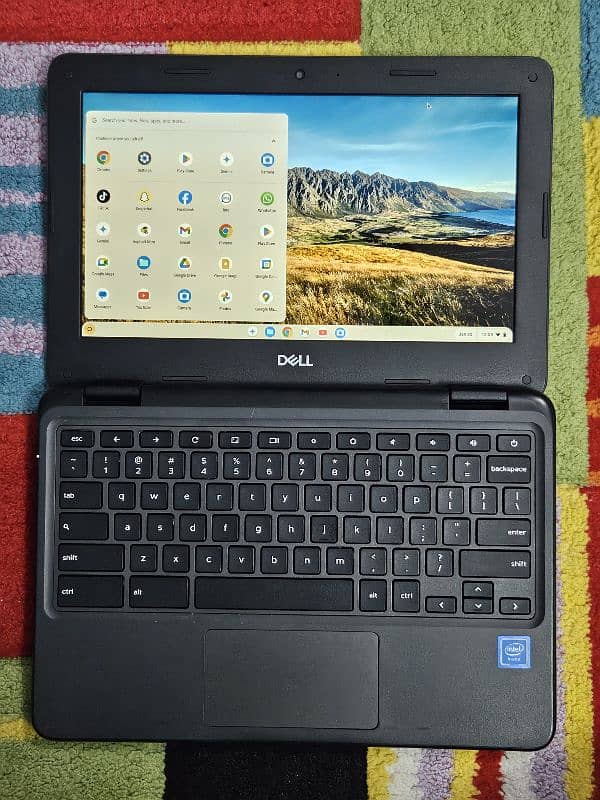 Dell Chromebook with Live TV 1