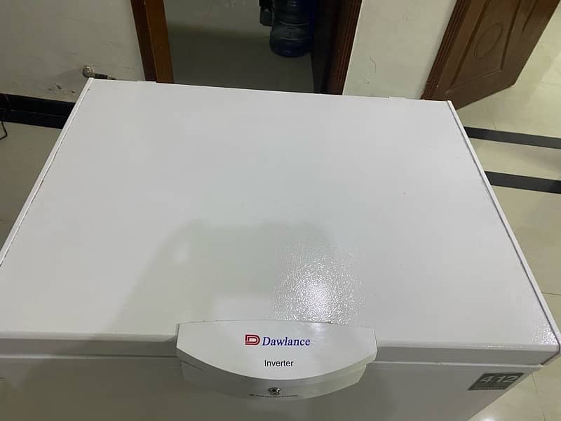 dawlance dee freezer (inverter) 4 to 5 months use months use 2