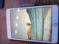 Ipad Mini 4 - 128Gb rose gold colour