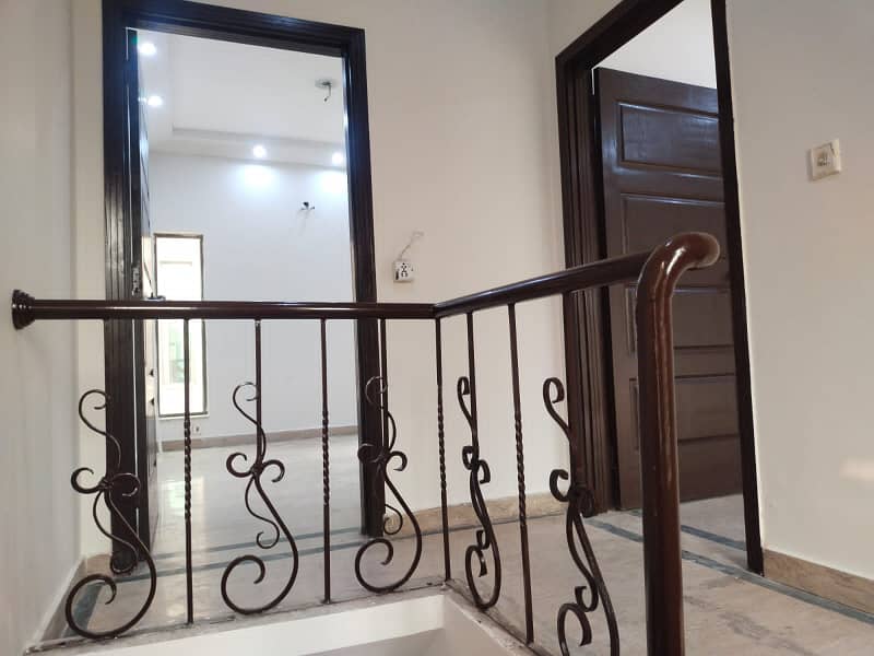 3.5 Marla House For Sale In Paragon City Lahore 17