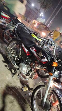 New bike total  engine full ok 2013 price 60000  Whatsap 03456839166