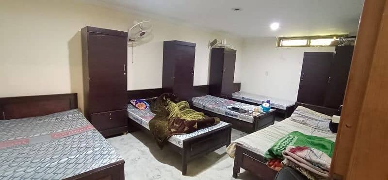 Low budget Girls Hostel near i-8 Markaz 1