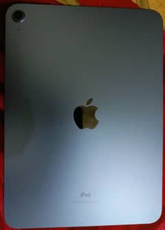 Ipad 10 with accessories and box