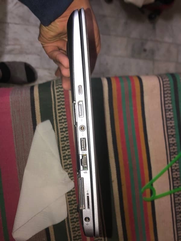 hp Elite book core i5 laptop 3