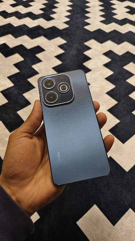 Infinix (hot 40 i) NEW PHONE 0