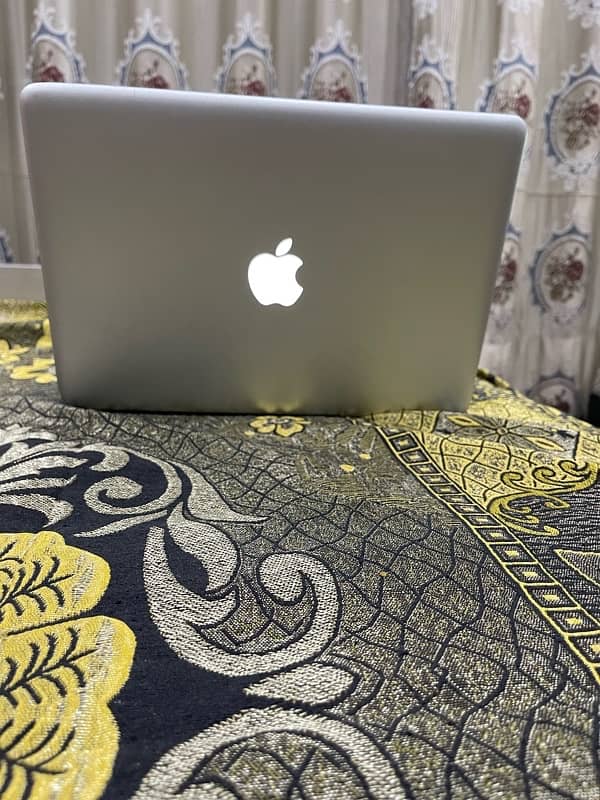 MacBook Pro 2012 model 1