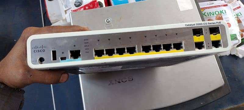 Cisco WS-C3560CG-8PC-S 8-Port PoE+ Gigabit Compact Network Switch 0