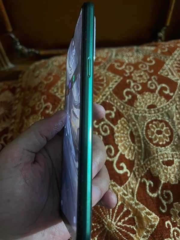 Realme 5i mobile for sale set aur dabba hai 2