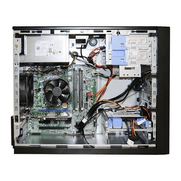 Dell Precision 3630 1