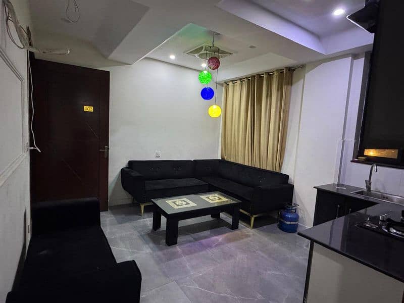 1 bedroom appartment for rent in daily basis in bahria bahria town 1