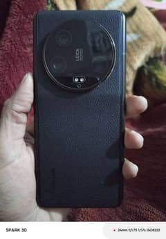 Xiaomi 13 ultra Non PTA 12/512 just phone and camera accessorie