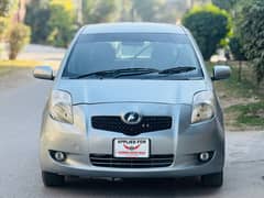 Toyota Vitz 2006