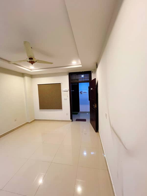 2bedroom Fully Furnished Apprtment Available For Rent Gulberg Green Islamabad 9