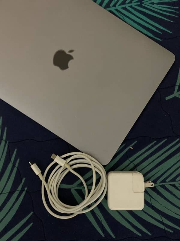 Macbook Air (2018) 14