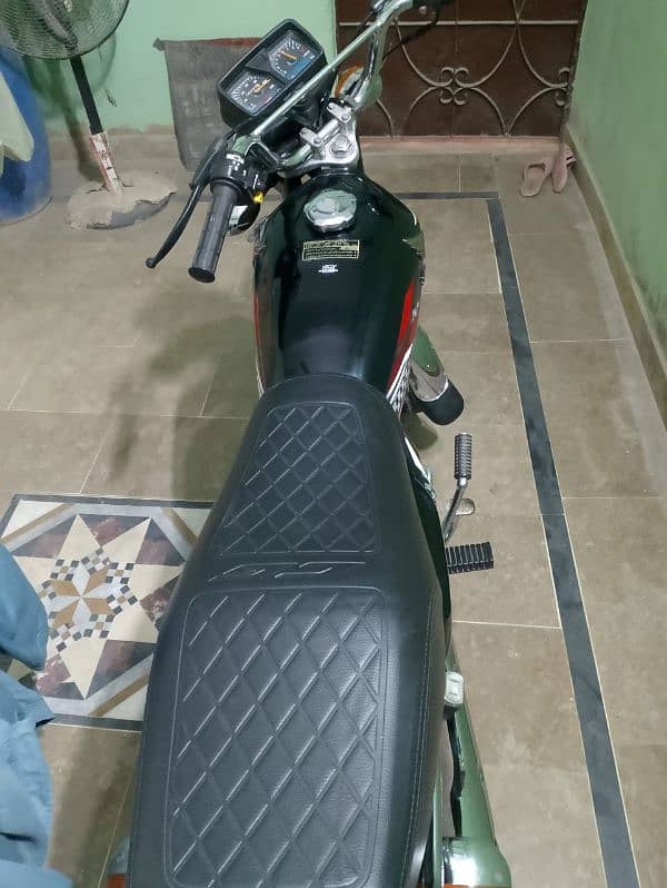 2024 model 3 month ki bike  03102062875 8