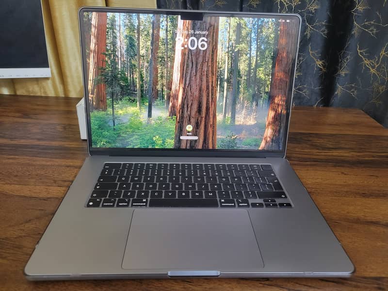 Orignal MacBook Air M2 8/256 GB 15 Inch 0