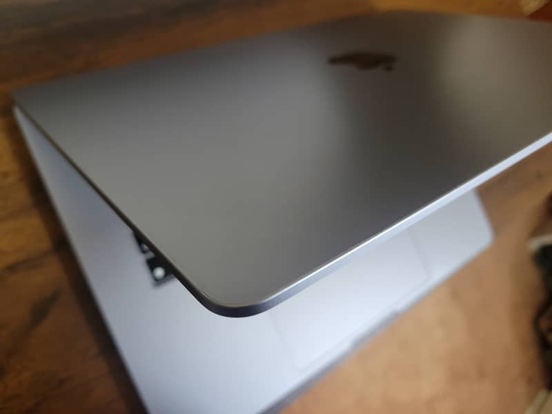 Orignal MacBook Air M2 8/256 GB 15 Inch 5