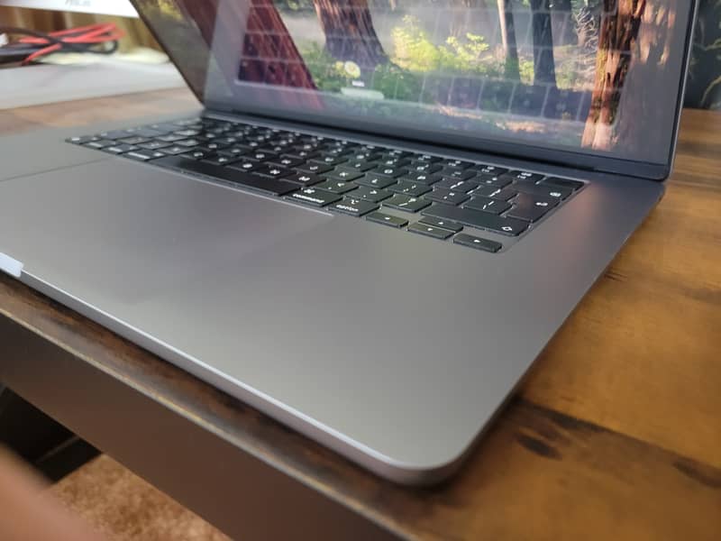 Orignal MacBook Air M2 8/256 GB 15 Inch 6