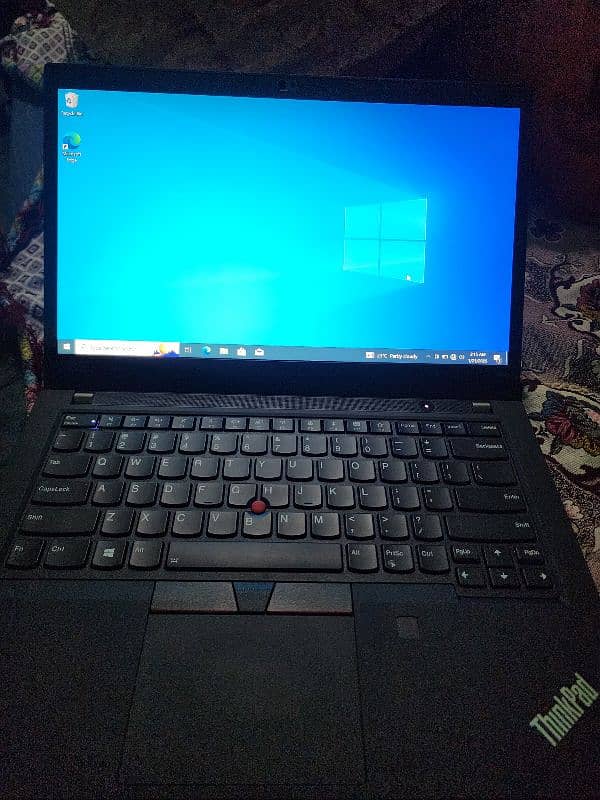 ThinkPad T490 0