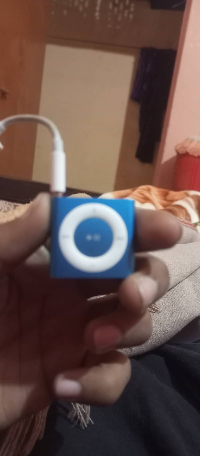 Apple ipod shuffle 2GB (BLUE) 5