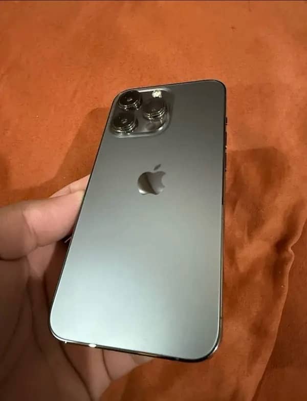 Iphone 13 pro 128gb with box 1