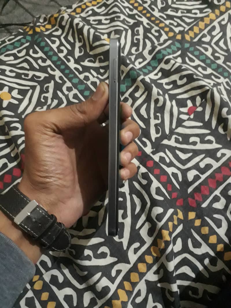 Infinix Note 12 VIP 4