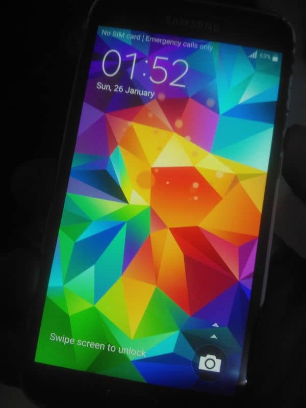 Samsung galaxy S5 totally genuine pta approved 1