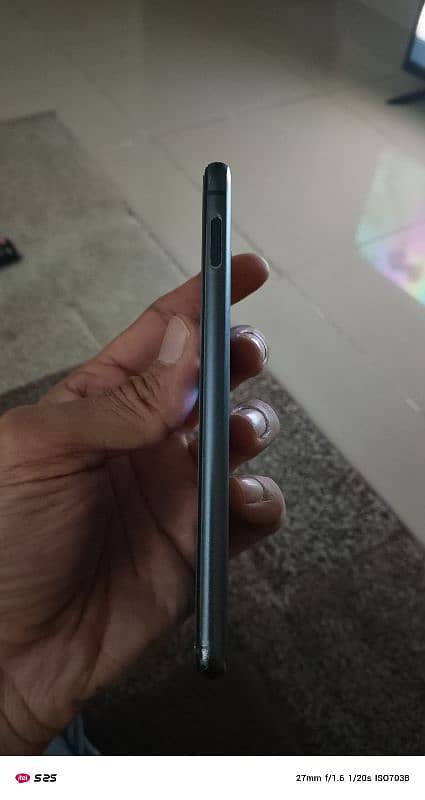 Samsung Galaxy S10e . . . 6gb 128 gb non pta 3