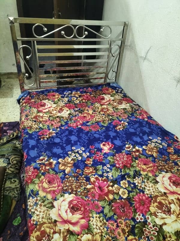 single steel bed new brand 0