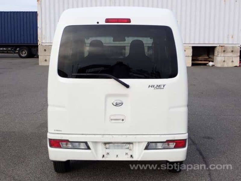 Daihatsu Hijet 2019 2