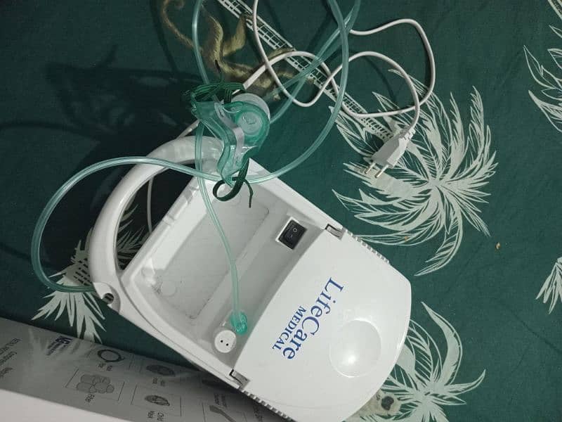 nebulizer machine only one month used. . condition 10/10 0