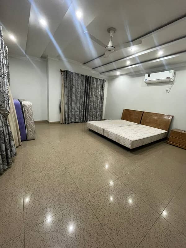 12 Marla full furnished house for rent in safari villa 3 phase 2 bahria town Rawalpindi 3