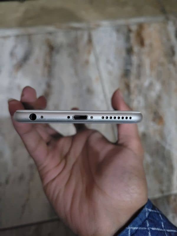 Iphone 6s plus 10/10 Condition 6